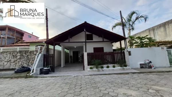 Sua nova casa espera por você!