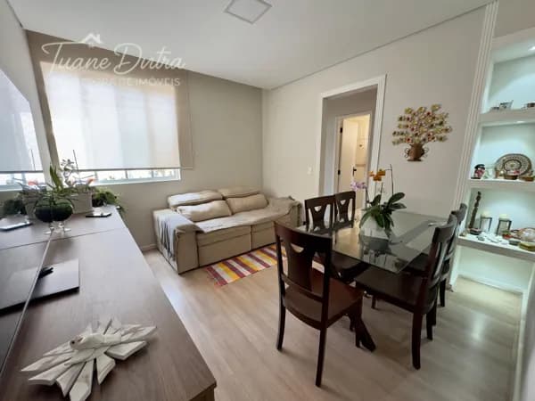Excelente apartamento à venda no bairro Carlos Prates!