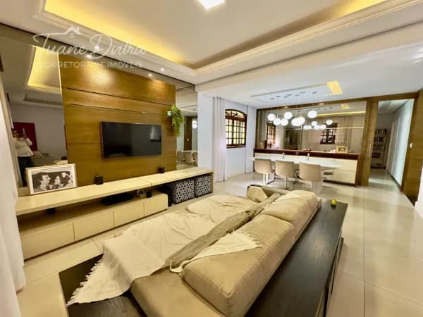 Casa à venda no bairro Caiçara — conforto, espaço e lazer completo!