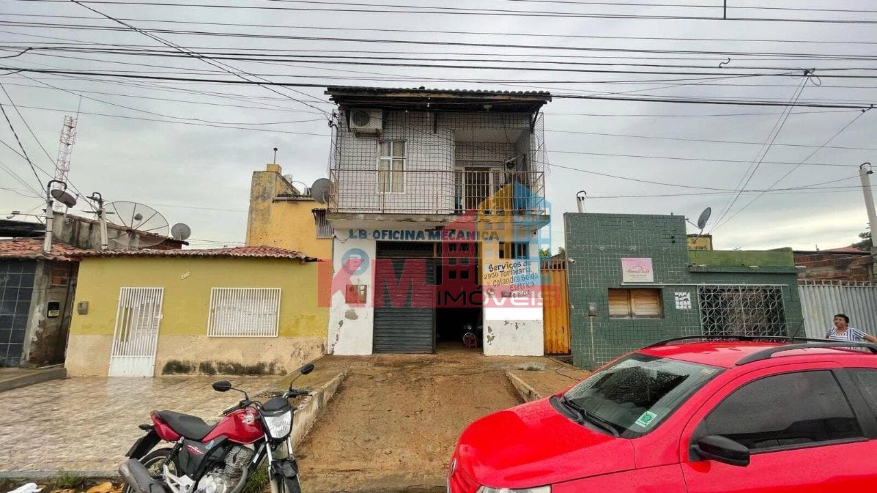 Oportunidade Única: Casa com Ponto Comercial na Avenida Rio Branco, Mossoró