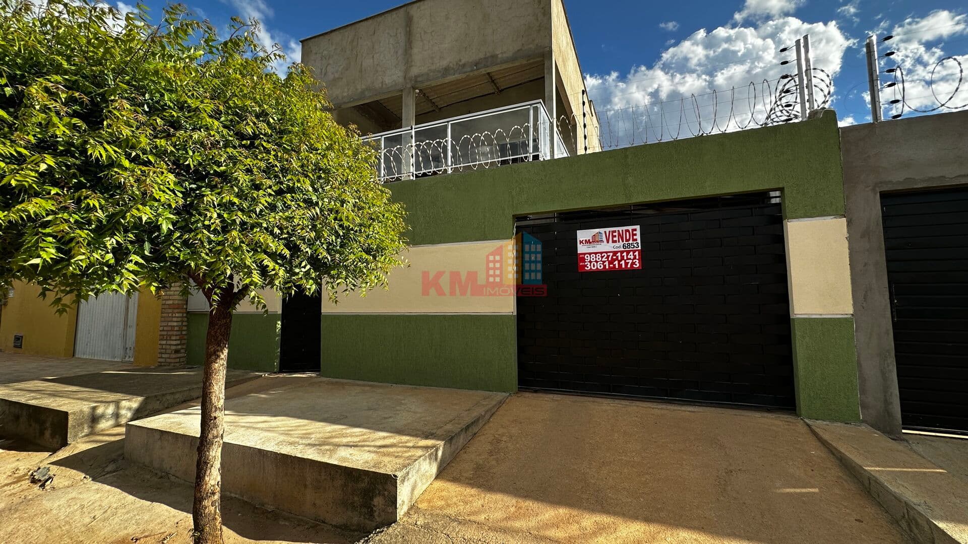 Casa Duplex à Venda no Bairro Belo Horizonte, Mossoró | 4 Quartos - 2 Suítes.