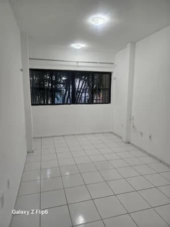 Apartamento à Venda no Residencial Clovis Ciarline, no bairro Santo Antônio - 2 Quartos, Climatizado.