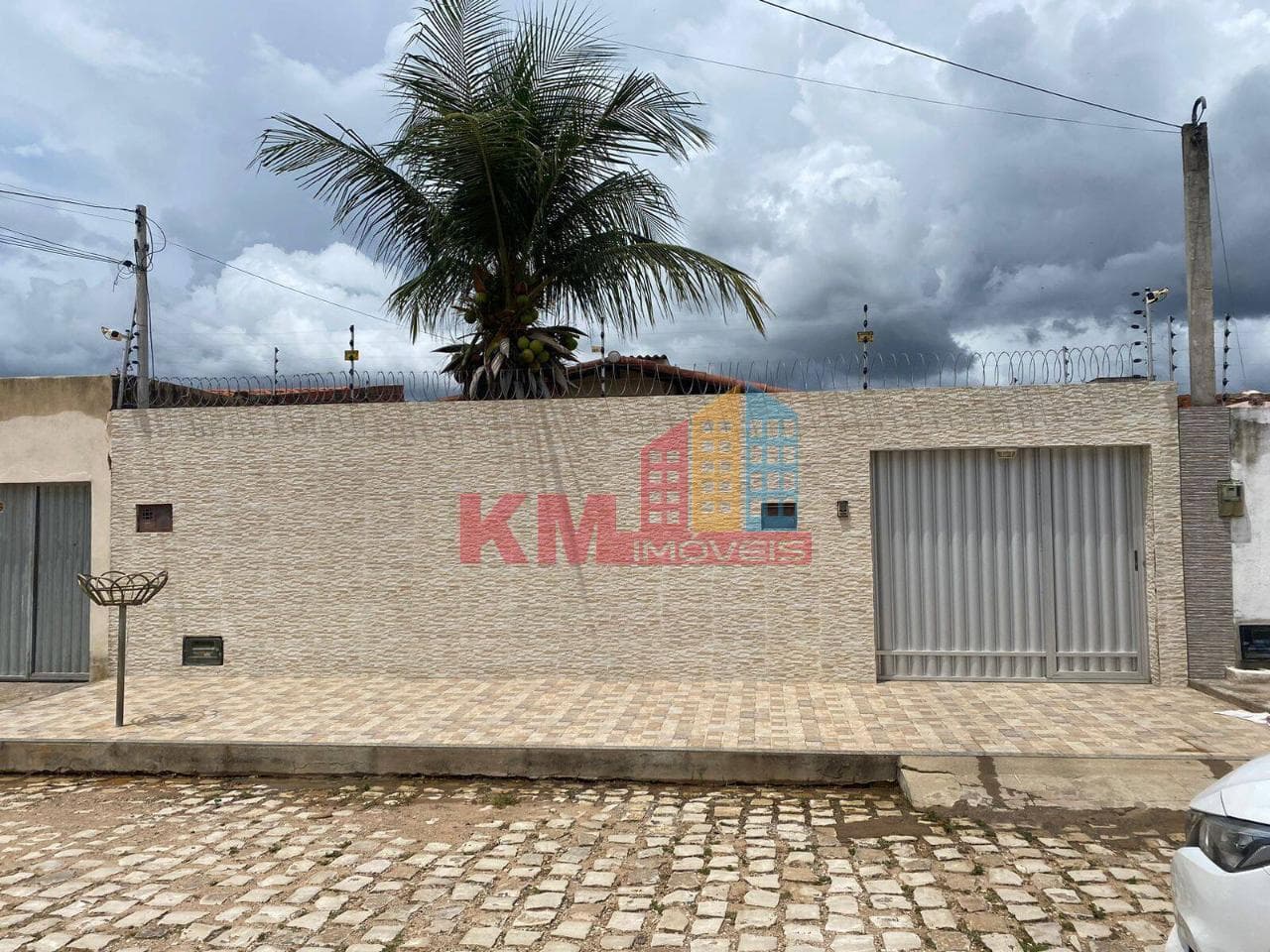 VENDA! Belíssima Casa com Piscina no Vingt Rosado em Mossoró-RN!