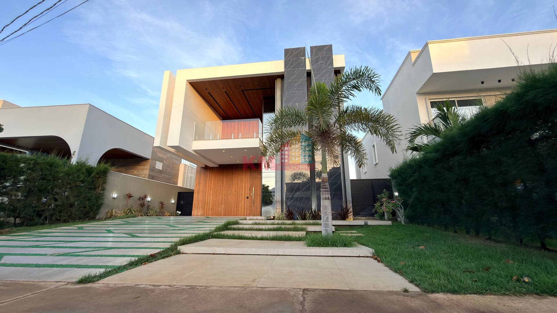 Casa de Alto Padrão à Venda no Alphaville Mossoró - RN | 4 Suítes | Mobiliada | Espaço Gourmet