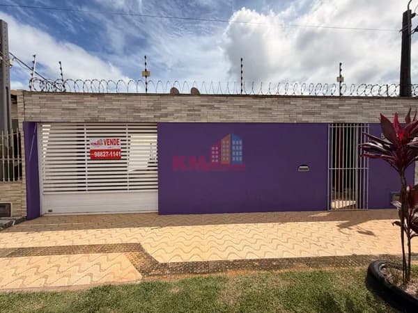 CASA COM 136 m² • EXCELENTE LOCALIZAÇÃO | Planalto – Natal/RN