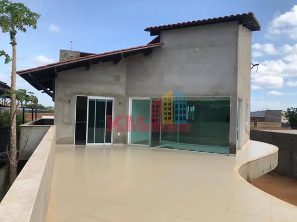 VENDA! Casa com Ponto Comercial no bairro Dix-Sept Rosado em Mossoró-RN!