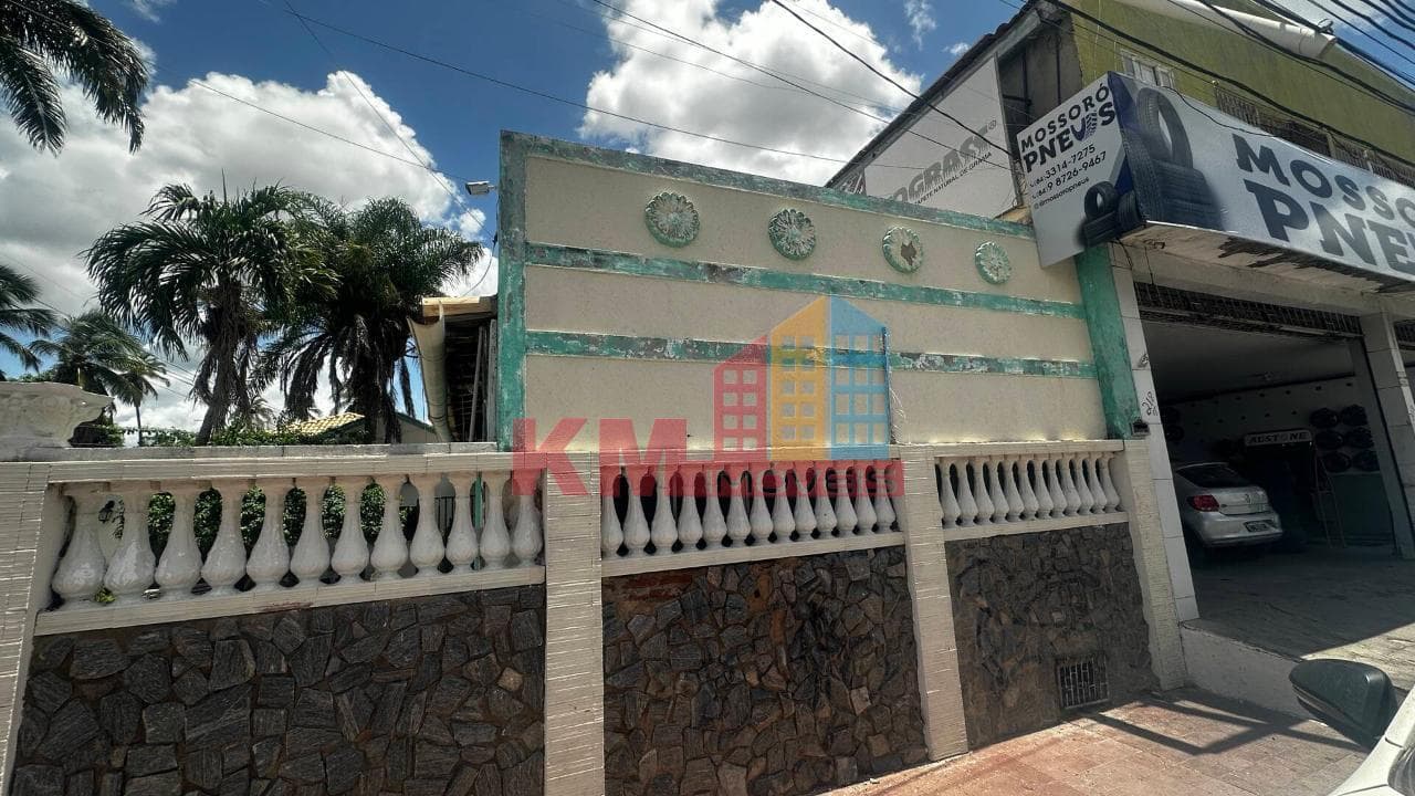ALUGO PRÉDIO COMERCIAL 74M² - AV. PRES. DUTRA (ILHA DE SANTA LUZIA) - MOSSORÓ/RN | 3 SALAS, VÃO LIVRE E ÓTIMA VISIBILIDADE!