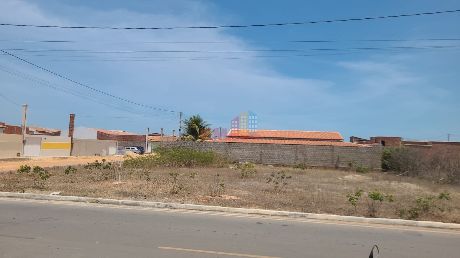 02 LOTES DE ESQUINA • 650 m² | Centro – Tibau/RN