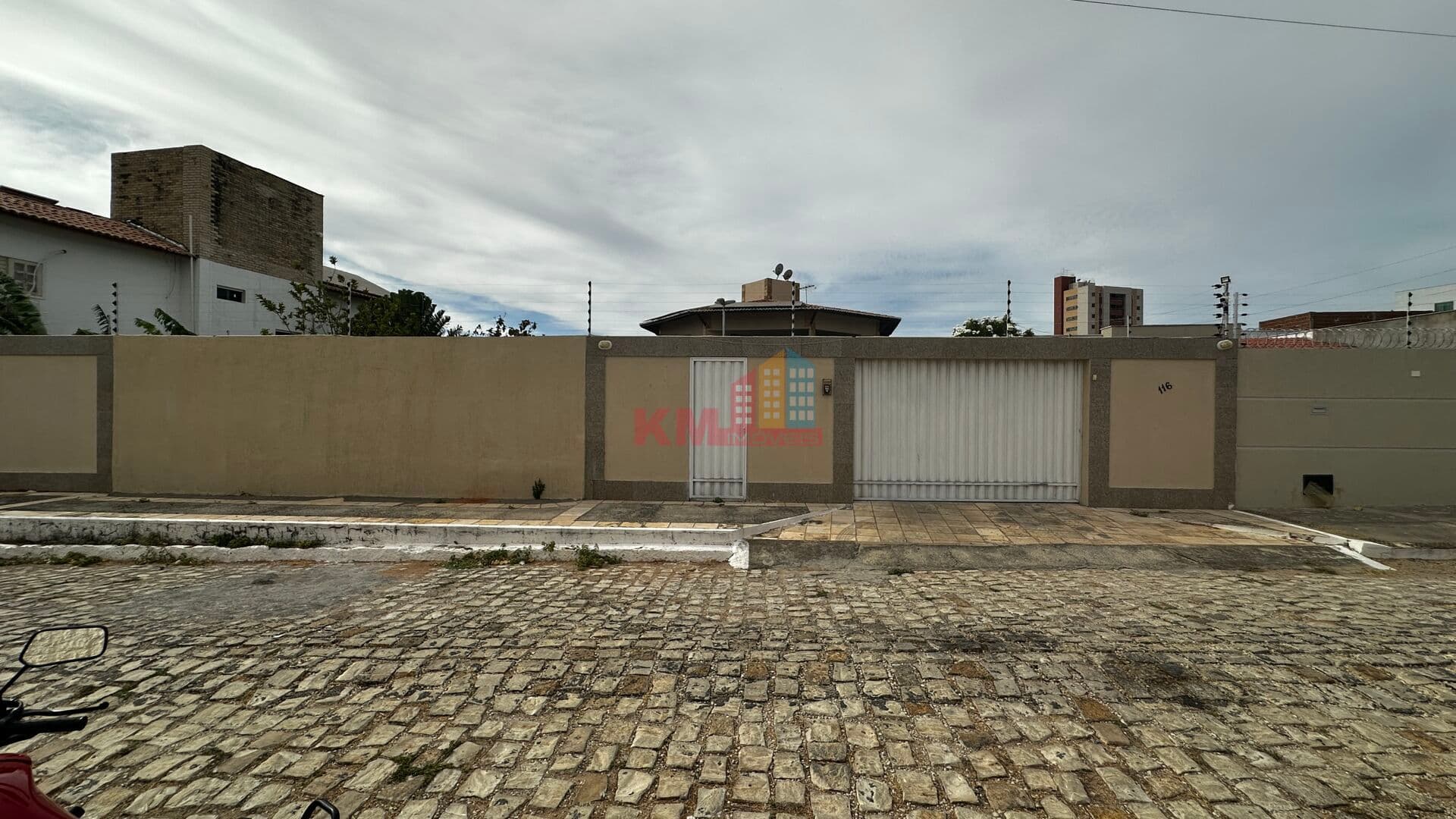 Venda Casa 4 Quartos c/ Piscina | 1.058m² Terreno | Costa e Silva – Mossoró/RN.