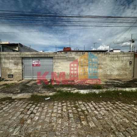 Casa Ampla no Nova Betânia em Mossoró: Conforto e Espaço.
