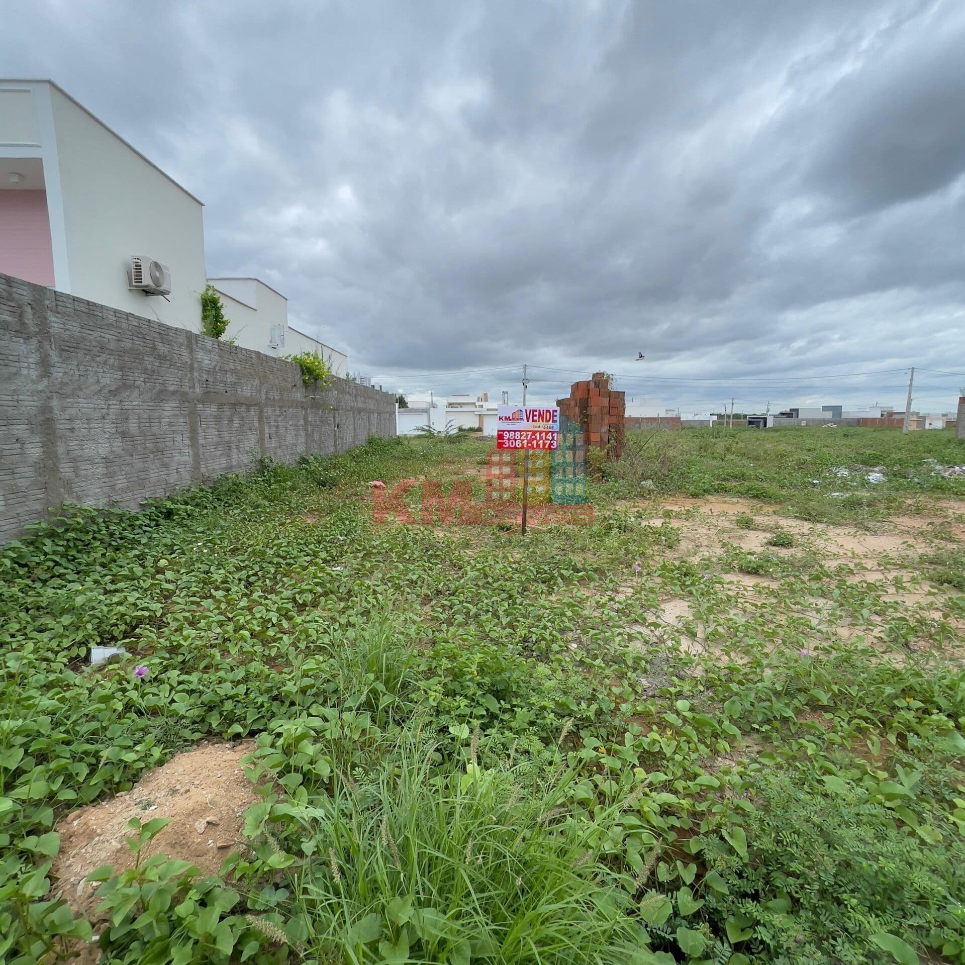 Terreno de 250m² no Loteamento Campos do Conde, Mossoró: Quitado e Pronto para Construir