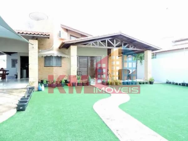 VENDA! Ótima Casa no Presidente Costa e Silva em Mossoró-RN!