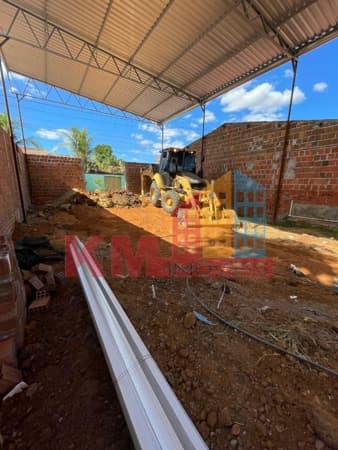 Oportunidade única! Barracão comercial à venda no bairro Aeroporto em Mossoró.