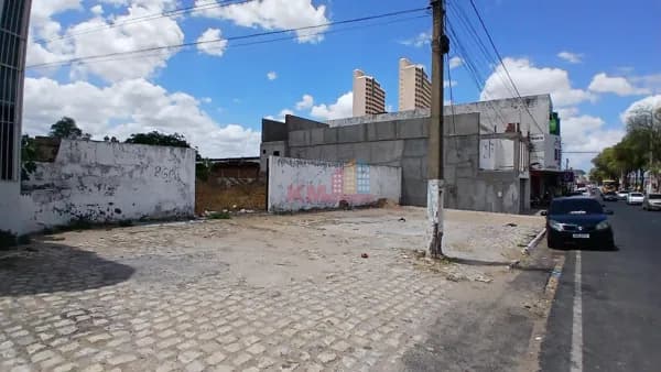 Oportunidade Única: Terreno Espaçoso para Empreendimentos no Alto de São Manoel, Mossoró!