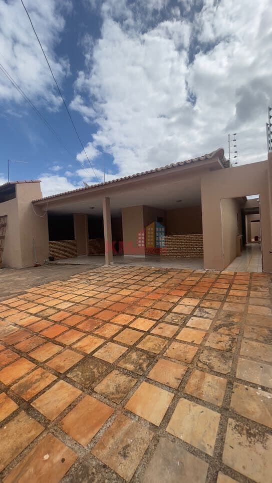 Casa Térrea para locaçãol Bairro Nova Betânia, Mossoró | 3 Quartos com Piscina.