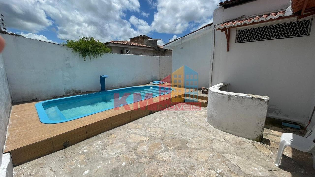VENDA! ÓTIMA CASA COM PISCINA NO ABOLIÇÃO III EM MOSSORÓ-RN!