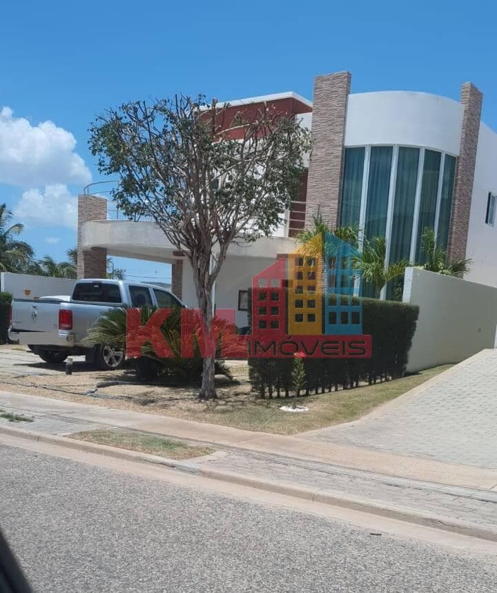 Casa Duplex no Alphaville com Energia Solar, bairro Nova Betânia em Mossoró / RN.