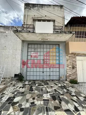 Prédio Comercial à Venda no Bom Jardim, Mossoró.