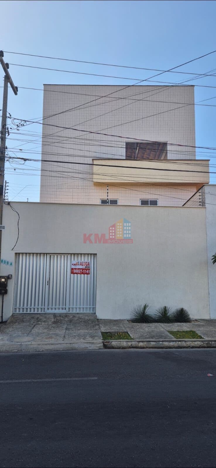 Aluguel de Triplex Alto Padrão em Nova Betânia, Mossoró! 500m², 3 quartos, 2 suítes.