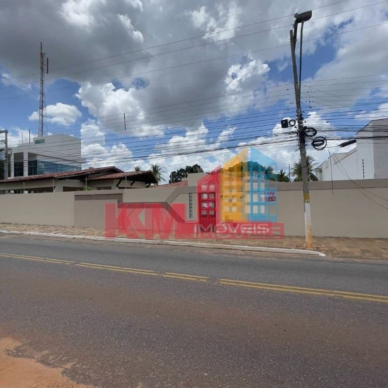 LOCAÇÃO! AMPLA CASA NO BAIRRO COSTA E SILVA EM MOSSORÓ-RN!