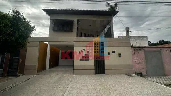 Casa duplex disponível para VENDA no bairro Paredões em Mossoró!