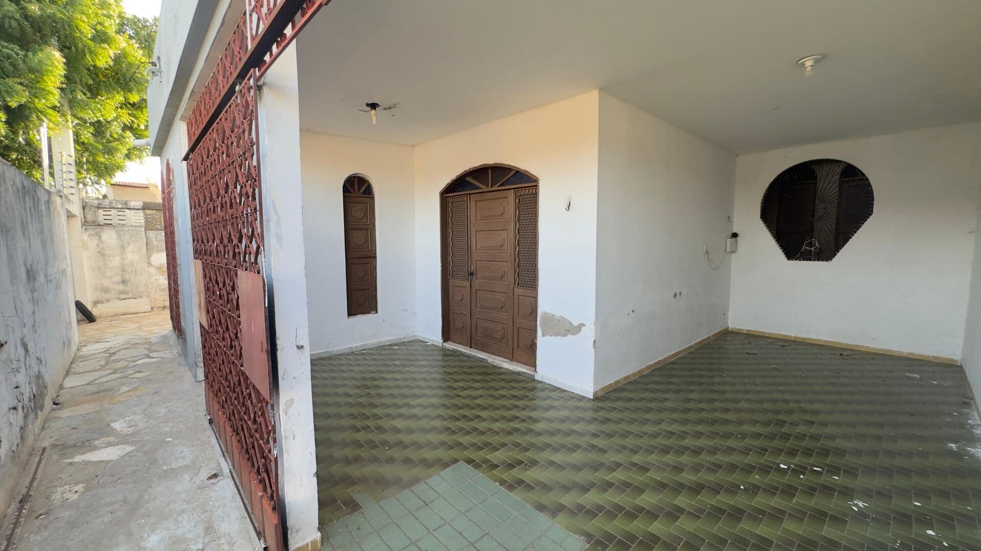 Casa Espaçosa à Venda no Presidente Costa e Silva, Mossoró - RN