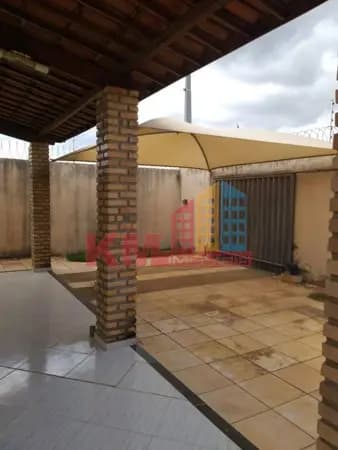 Casa à Venda no Bairro Integração, Mossoró: Conforto e Praticidade