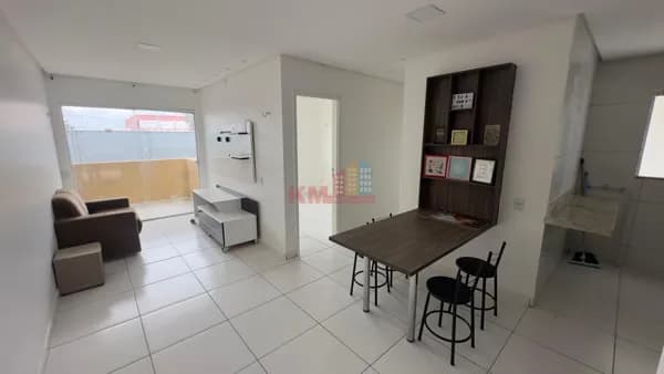 Apto no Bela Rio Branco, Santo Antônio: 02 Quartos (01 Suíte).