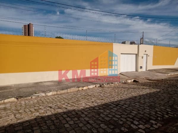 CASA COM 03 QUARTOS • Suíte | Nova Betânia – Mossoró/RN