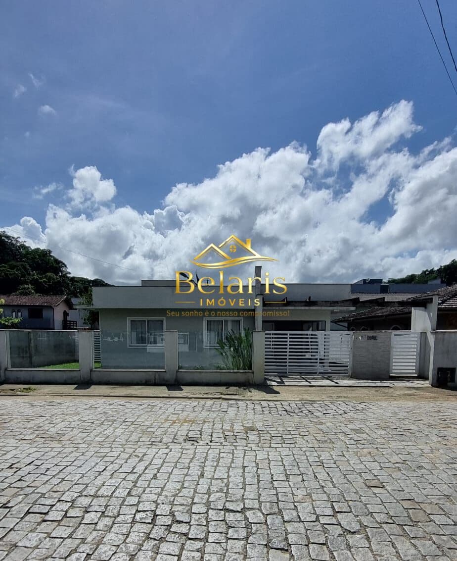 Casa em Guaramirim - Guamiranga