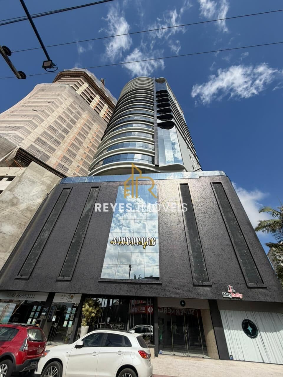 Luxo e exclusividade em frente ao mar