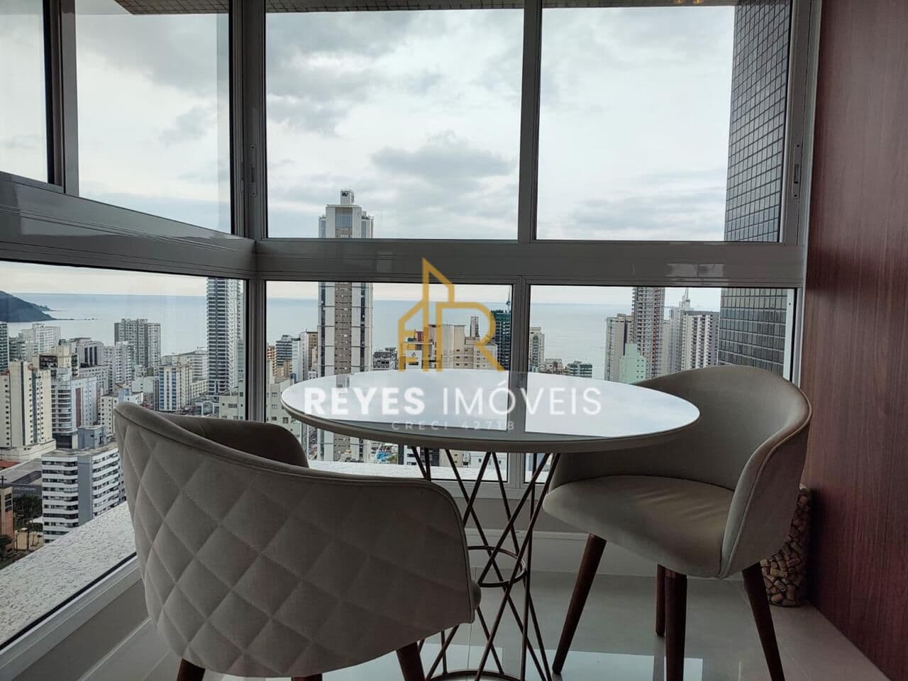 Apartamento Alto Padrão em BC - 32° andar