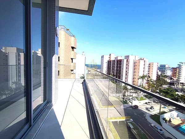 Apartamento à venda no bairro Caiobá em Matinhos/PR
