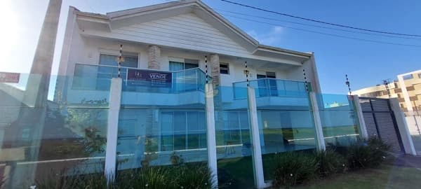 Casa à venda no bairro Gaivotas em Matinhos/PR