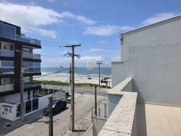 Casa à venda no bairro Balneário Flórida em Matinhos/PR