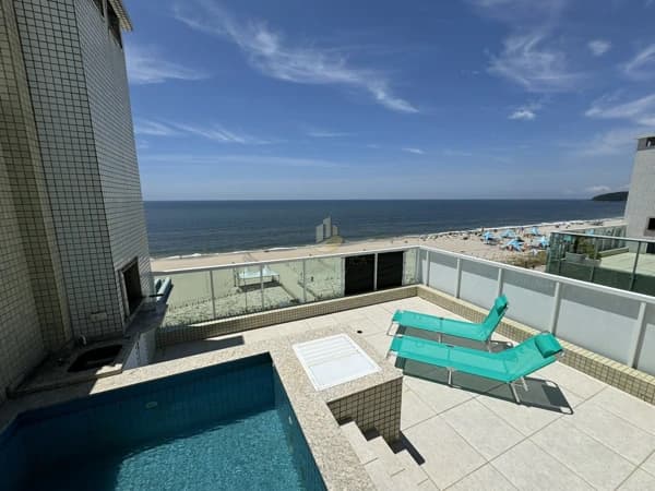 Apartamento à venda no bairro Caiobá em Matinhos/PR