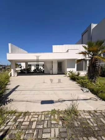 Casa Alto Padrão à Venda, Dentro do Condomínio Aruã Brisas