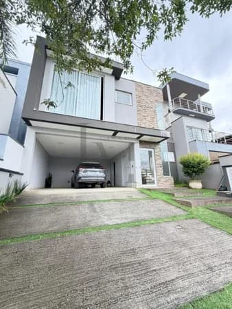 Casa Alto Padrão à Venda, Dentro do Condomínio Aruã