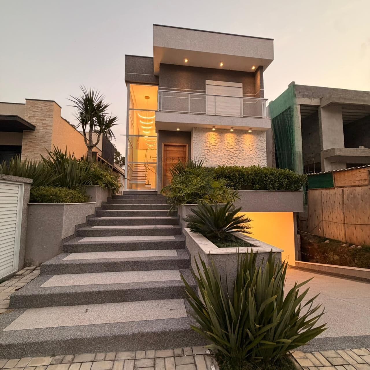 Casa Alto Padrão à Venda, Dentro do Condomínio Aruã Brisas