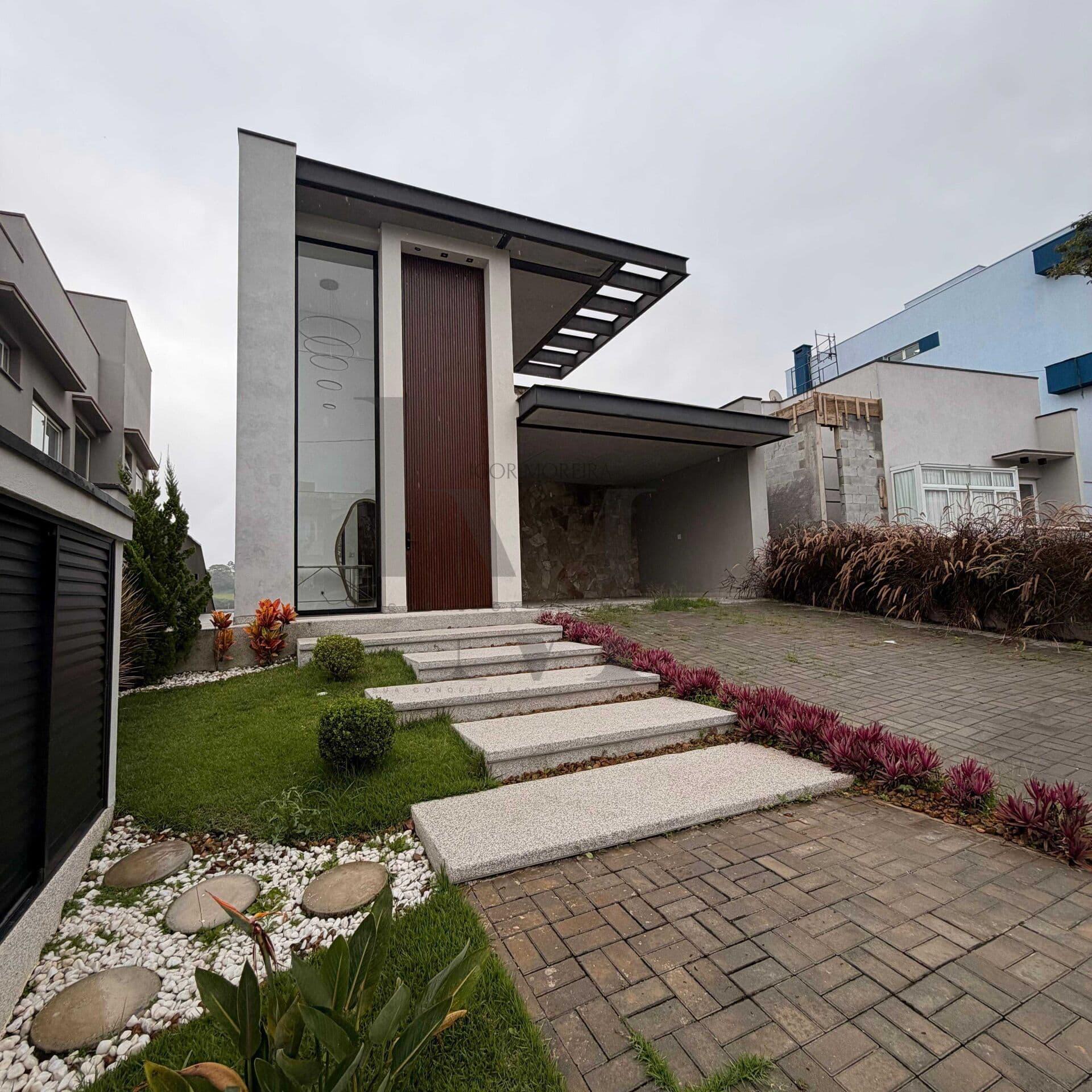 Casa Alto Padrão à Venda, Dentro do Condomínio Aruã Brisas