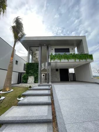 Casa Alto Padrão à Venda, Dentro do Condomínio Aruã Brisas