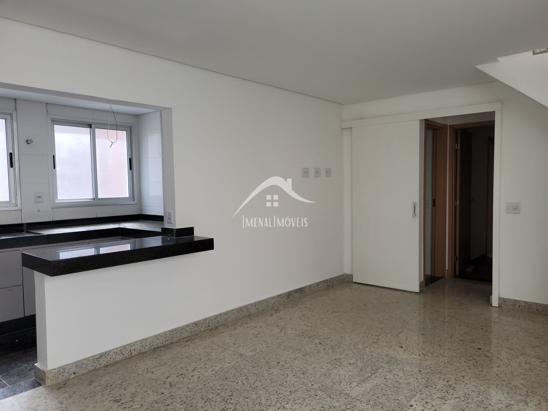 Cobertura Duplex no Bairro Cruzeiro BH | 140m² | 3 quartos | 2 suítes | 4 vagas