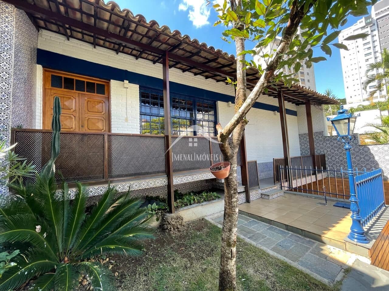 Casa Ampla e Charmosa com 277 m²