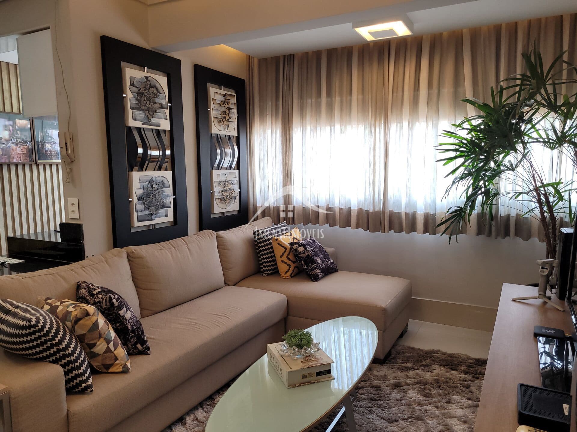 Cobertura Duplex luxuosa no Bairro Serra | 128m² | 3 quartos | 2 suítes | 2 vagas