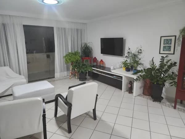Apartamento 152m², a 50 m da praia, 3 quartos(suíte e closet), 2 vagas