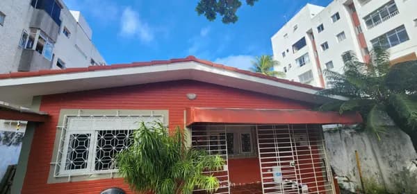 Casa para venda tem 273 metros quadrados com 4 quartos em Boa Viagem - Recife - PE