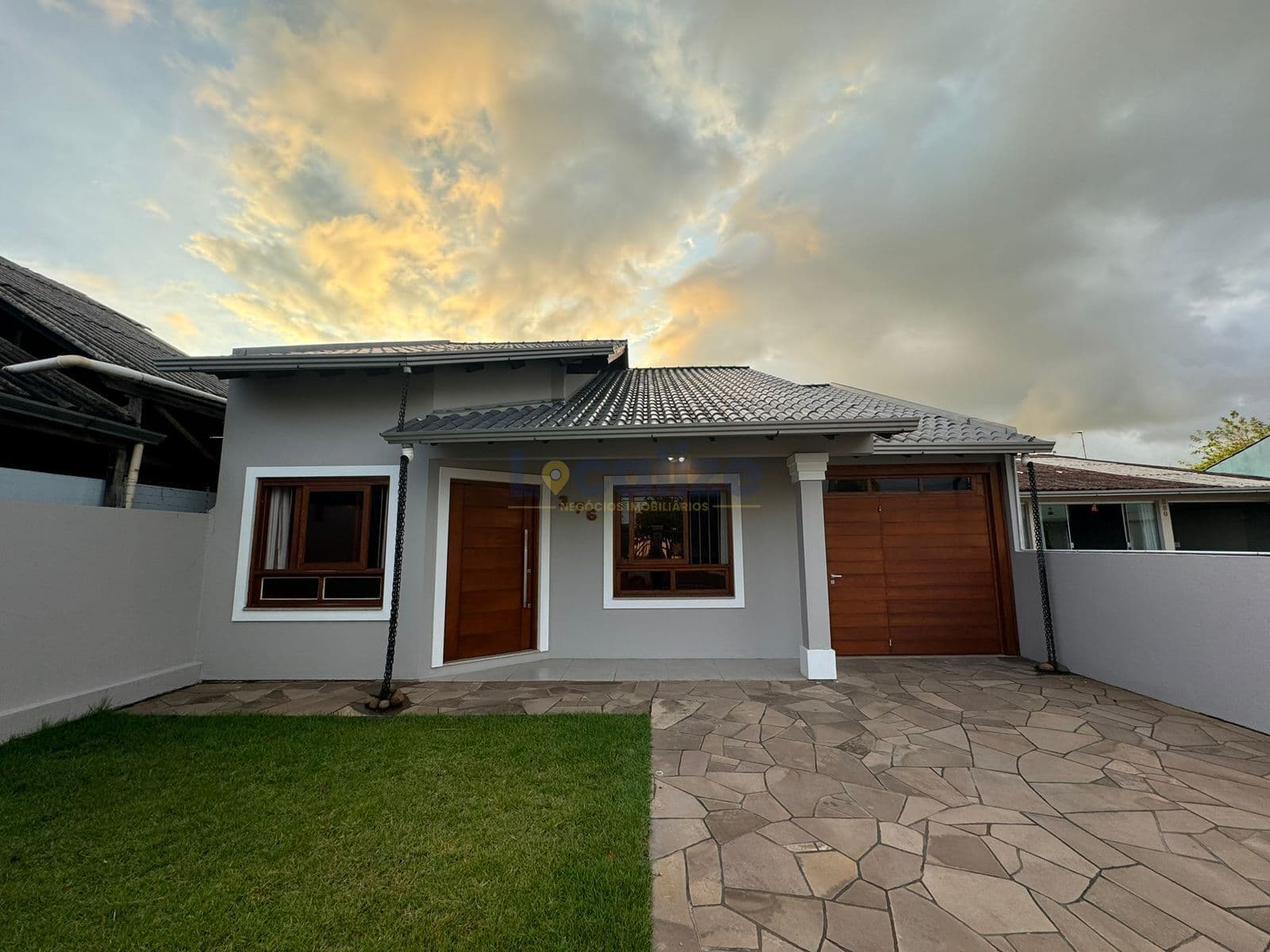 Casa Alto Padrão em Mathias Velho, Canoas/RS