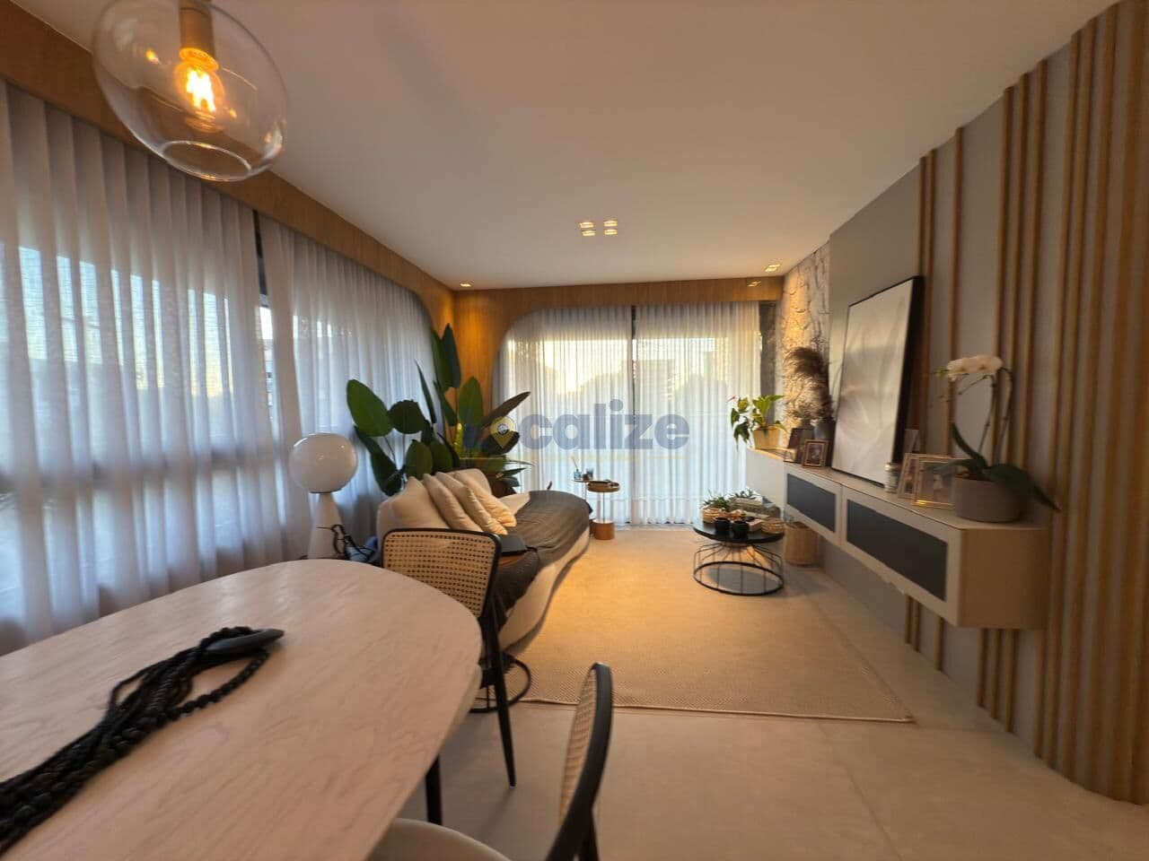 Apartamento Alto Padrão - Hemingway