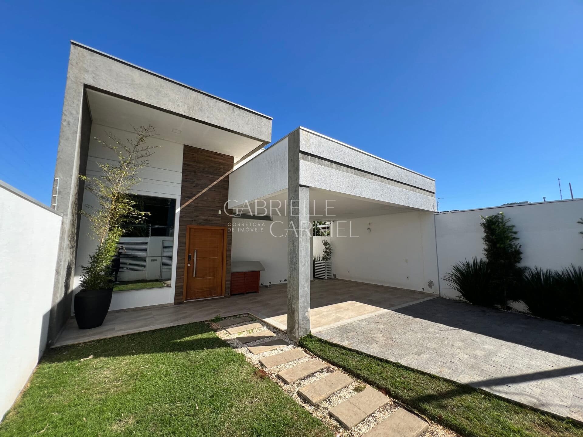 Casa Térrea Mobiliada - Alto da Júlio