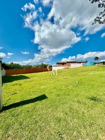 Terreno à Venda no Condomínio Alphaville Jundiaí 1 em Jundiaí/SP